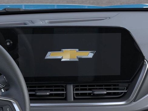 New 2026 Chevrolet Trax LT w/ Driver Confidence Package FWD image 20