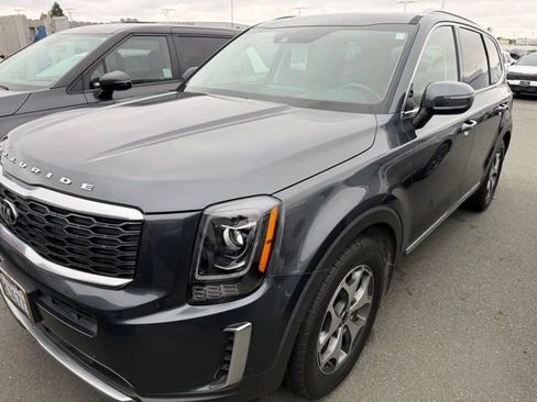 Used 2020 Kia Telluride EX w/ Towing Package FWD image 1