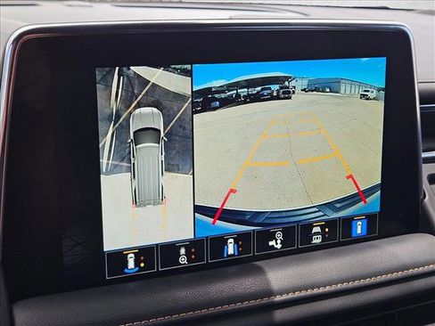 Used 2023 GMC Yukon AT4 AWD/4WD image 14