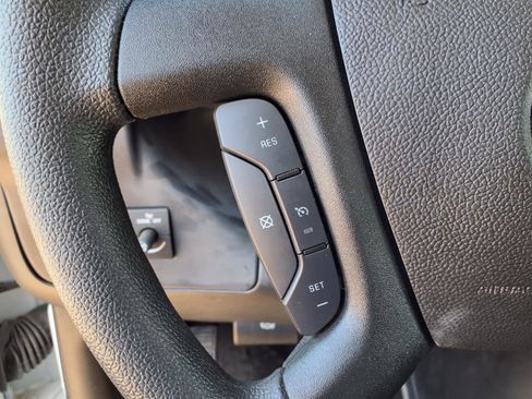 New 2025 GMC Savana 3500 w/ Power Convenience Package RWD image 12