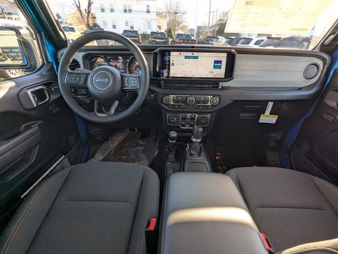 New 2026 Jeep Gladiator Sport image 18