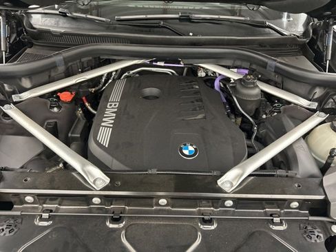 Used 2024 BMW X7 xDrive40i w/ M Sport Package image 28