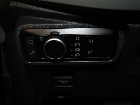 Used 2023 Ford Bronco Badlands image 7