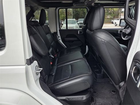 Used 2022 Jeep Wrangler Unlimited Sahara w/ Cold Weather Group image 22