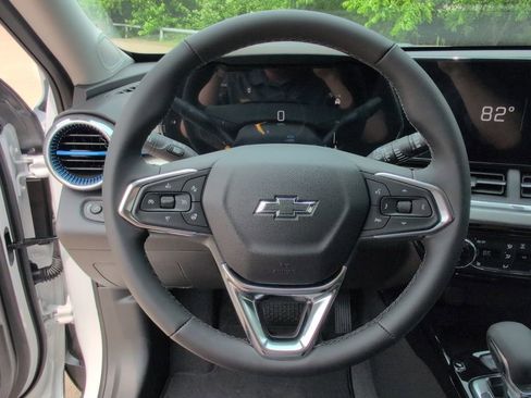 New 2026 Chevrolet Trax LT FWD image 14