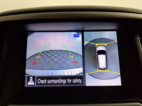 Used 2018 Nissan Pathfinder SL FWD image 19