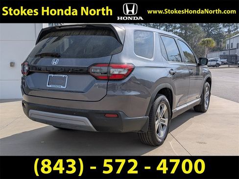 Certified 2025 Honda Pilot EX-L image 4