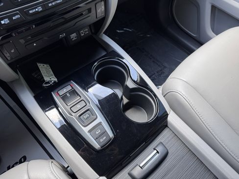 Used 2021 Honda Pilot Touring image 28