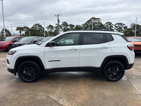 New 2026 Jeep Compass Latitude image 6
