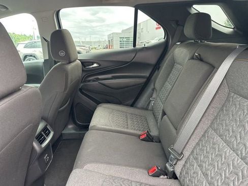 Used 2022 Chevrolet Equinox LT AWD/4WD image 12