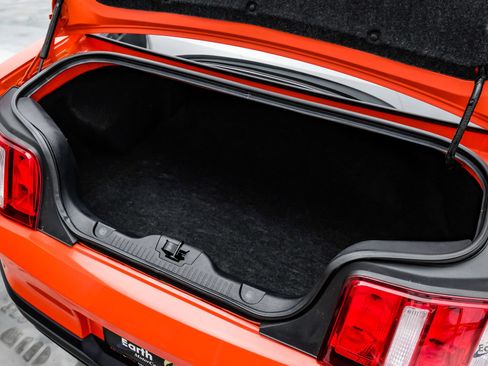 Used 2012 Ford Mustang Boss 302 w/ Boss 302 Accessory Pkg RWD image 96