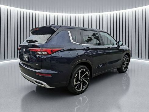 Used 2023 Mitsubishi Outlander SE FWD image 4