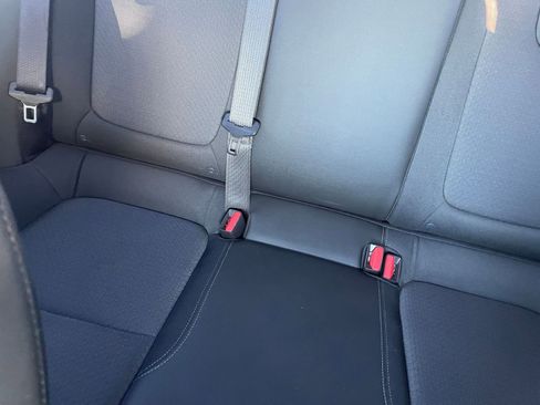 Used 2025 Buick Encore GX Preferred image 37