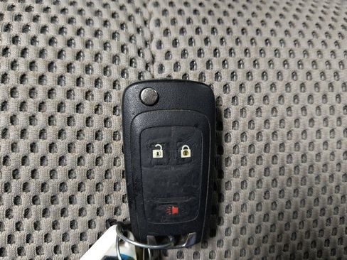 Used 2017 GMC Terrain SLE image 32