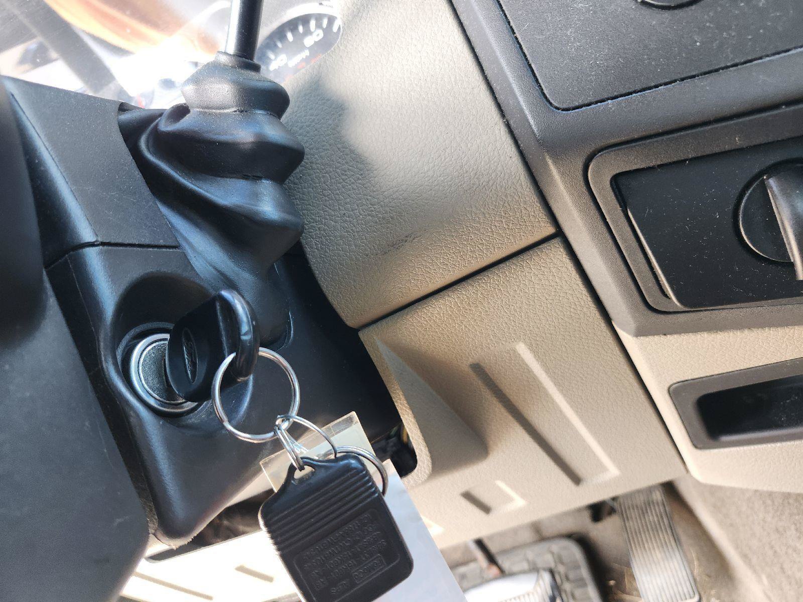 Used 2009 Ford F250 XLT AWD/4WD image 11