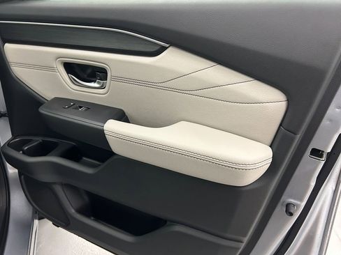 New 2026 Honda Pilot Touring image 25