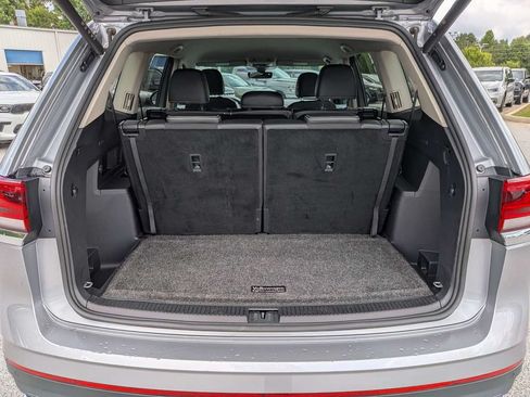 Used 2024 Volkswagen Atlas SE FWD image 12