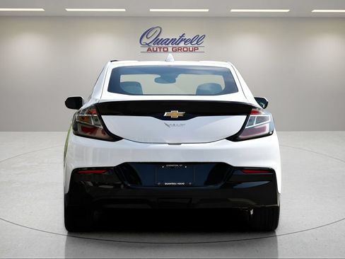 Used 2017 Chevrolet Volt LT w/ Comfort Package FWD image 5
