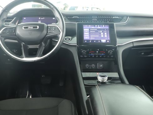 Certified 2021 Jeep Grand Cherokee L Laredo w/ Luxury Tech Group I image 19