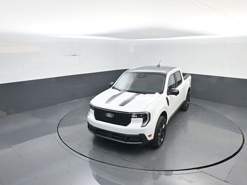 New 2026 Ford Maverick Lariat w/ Black Appearance Package image 21