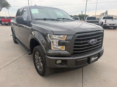 Used 2017 Ford F150 XLT w/ Equipment Group 301A Mid AWD/4WD image 4
