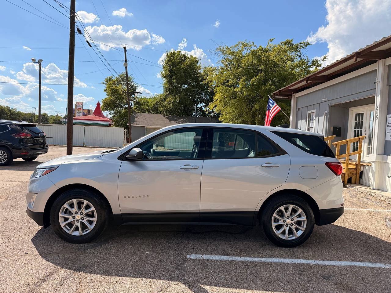 Used 2019 Chevrolet Equinox LS FWD image 9
