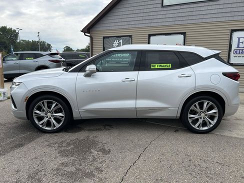Used 2019 Chevrolet Blazer Premier w/ Sun and Wheels Package FWD image 8