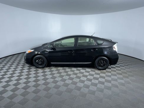 Used 2015 Toyota Prius Two image 6
