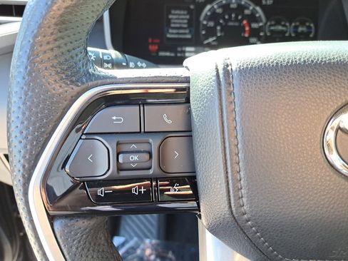 Used 2023 Toyota Tundra Platinum image 19