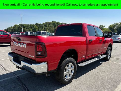 Used 2026 RAM 2500 Big Horn AWD/4WD image 3