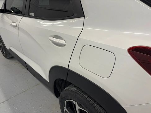 Used 2021 Chevrolet TrailBlazer RS w/ Technology Package FWD image 44