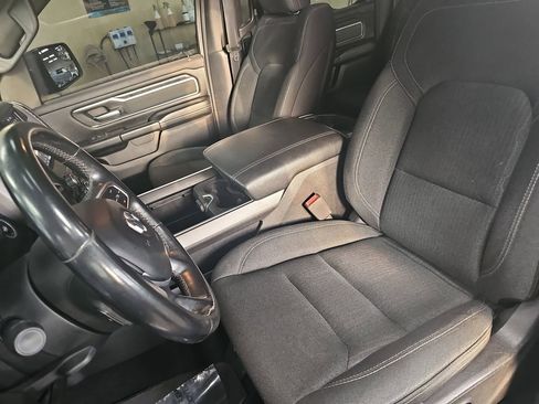 Used 2019 RAM 1500 Big Horn RWD image 13