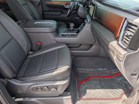 Used 2022 GMC Sierra 1500 Denali AWD/4WD image 29