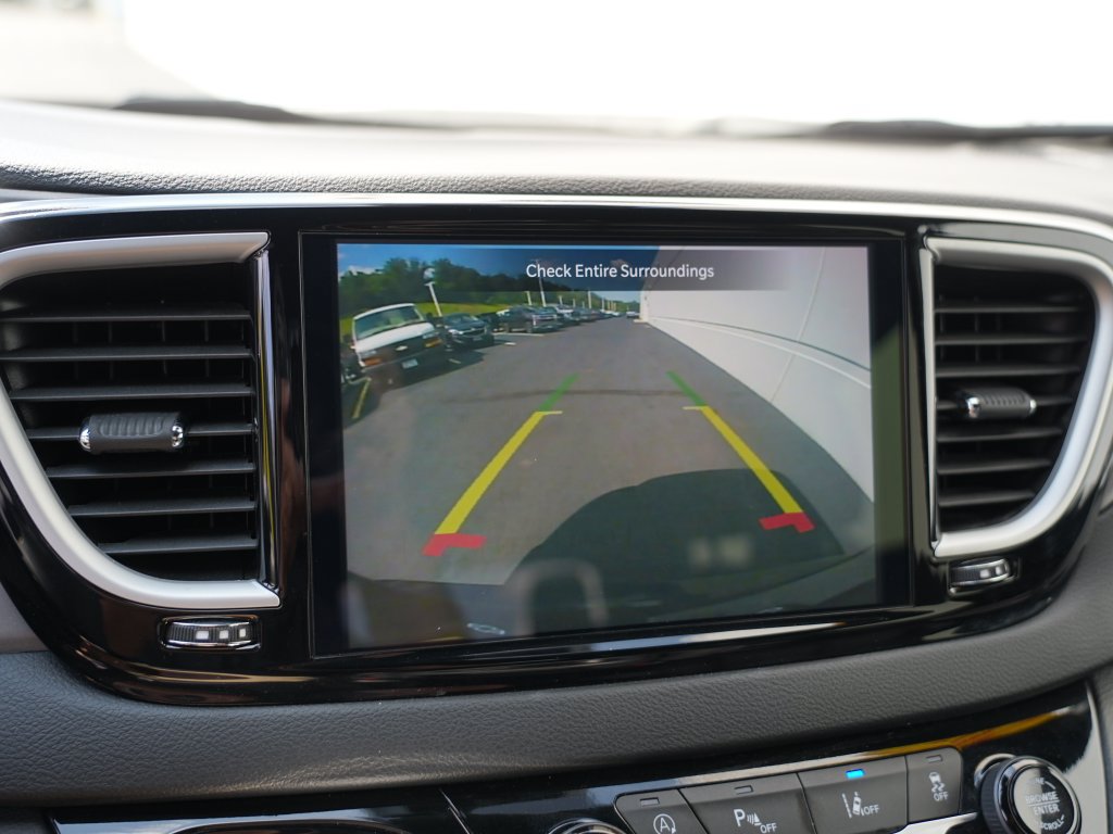 Used 2025 Chrysler Pacifica Select FWD image 34