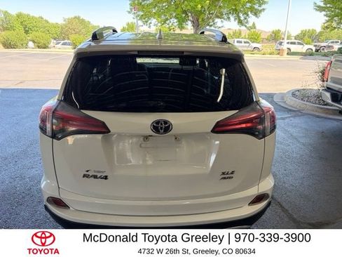Used 2018 Toyota RAV4 XLE AWD/4WD image 6