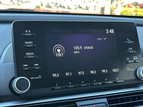 Used 2019 Honda Accord LX image 18