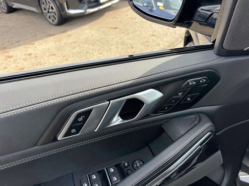 New 2026 BMW X6 xDrive40i w/ Climate Comfort Package image 12