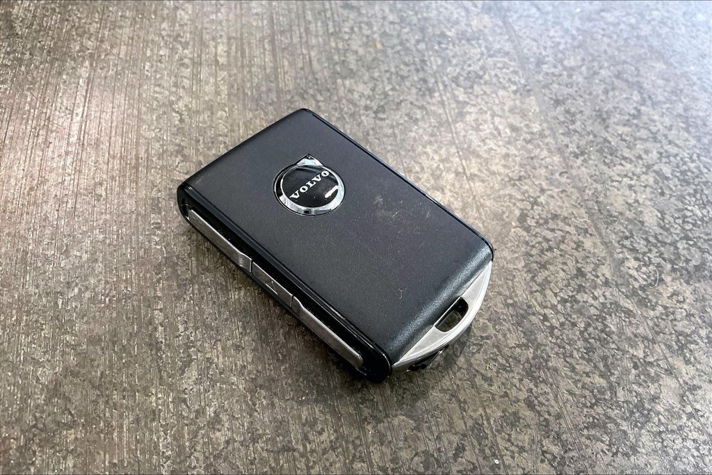 Used 2023 Volvo XC40 Recharge Ultimate w/ Protection Package Premier AWD/4WD image 11