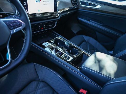 New 2026 Volkswagen Atlas SE image 30