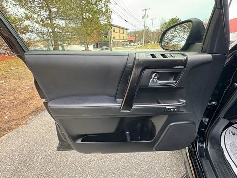 Used 2020 Toyota 4Runner Nightshade image 15