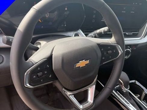 New 2026 Chevrolet Trax LT w/ Driver Confidence Package FWD image 12