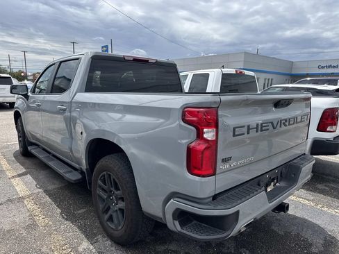 Used 2024 Chevrolet Silverado 1500 RST w/ Z71 Off-Road Package AWD/4WD image 6