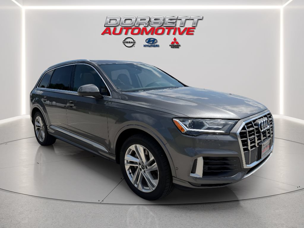 Used 2021 Audi Q7 3.0T Premium Plus w/ Premium Plus Package AWD/4WD image 4