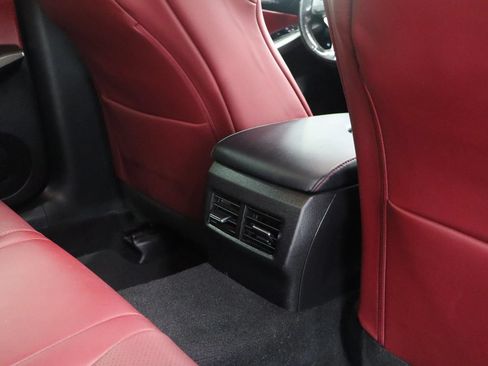 Used 2016 Lexus IS 350 AWD image 20