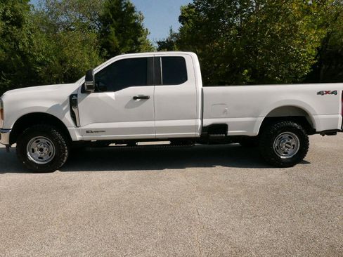 Used 2026 Ford F350 XL w/ XL Off-Road Package AWD/4WD image 3