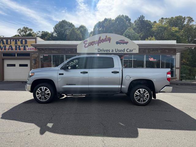 Used 2021 Toyota Tundra SR5 RWD image 2