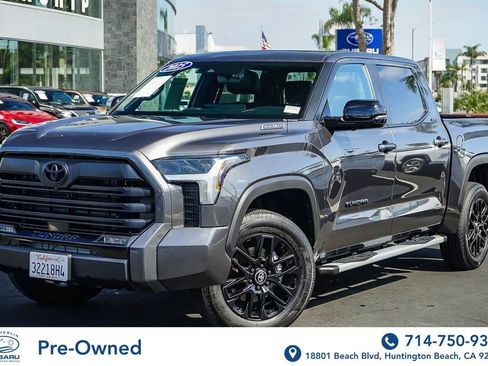 Used 2025 Toyota Tundra Limited AWD/4WD image 1