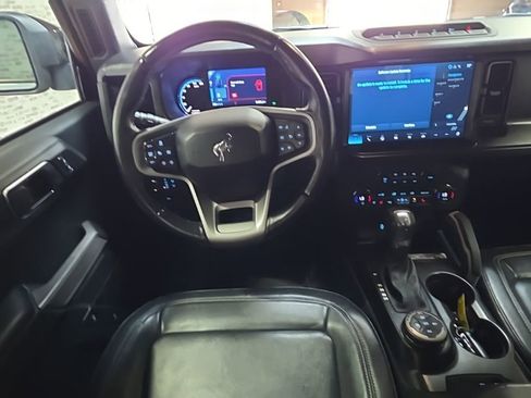 Used 2021 Ford Bronco First Edition AWD/4WD image 22
