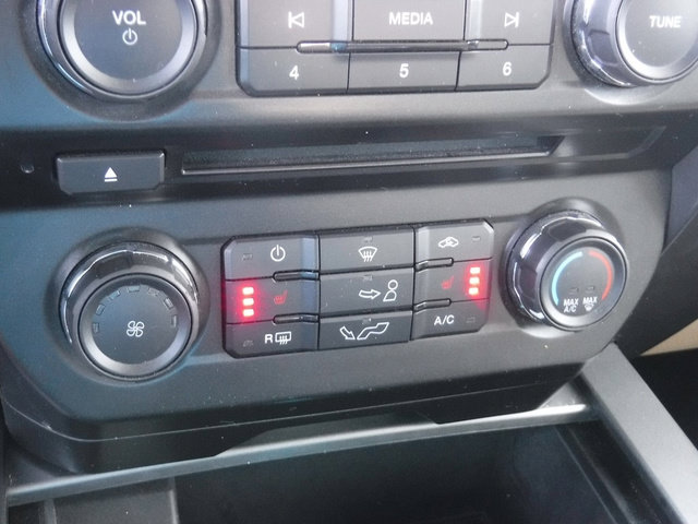 Used 2017 Ford F150 XLT w/ Equipment Group 302A Luxury AWD/4WD image 32