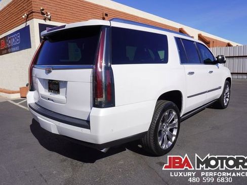 Used 2020 Cadillac Escalade ESV Platinum image 49